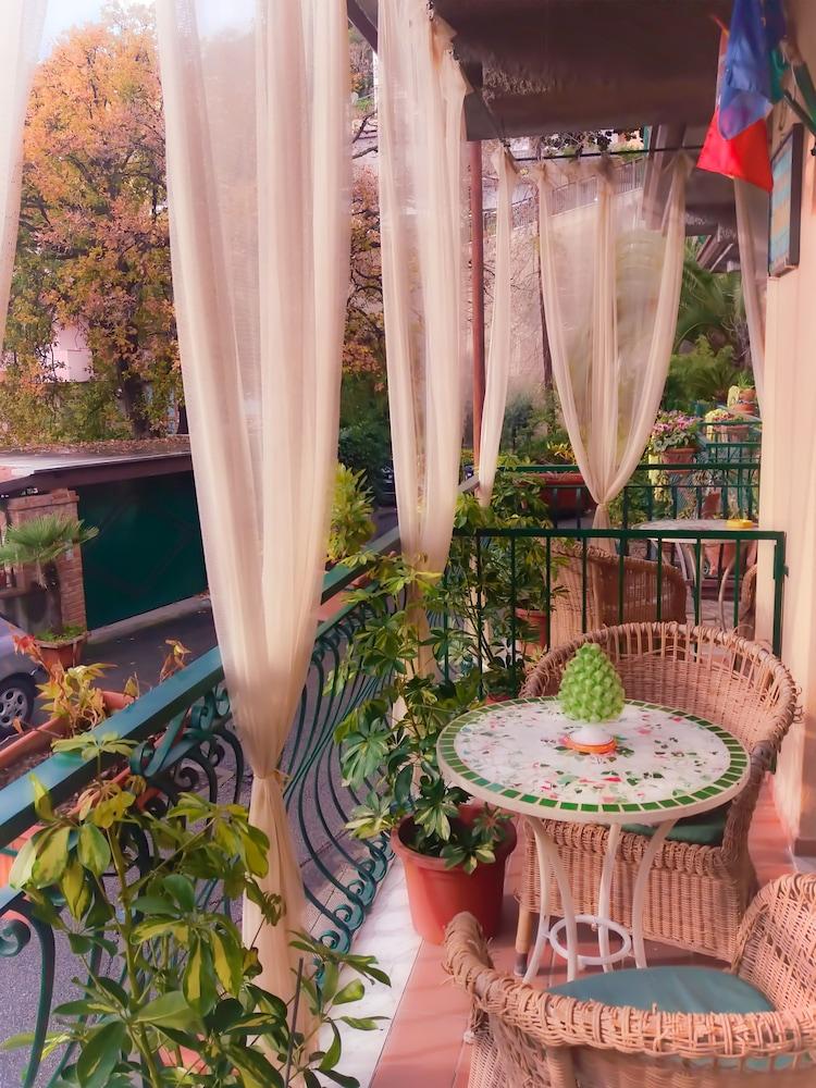 Bed And Breakfast Rosangela Таорміна Екстер'єр фото