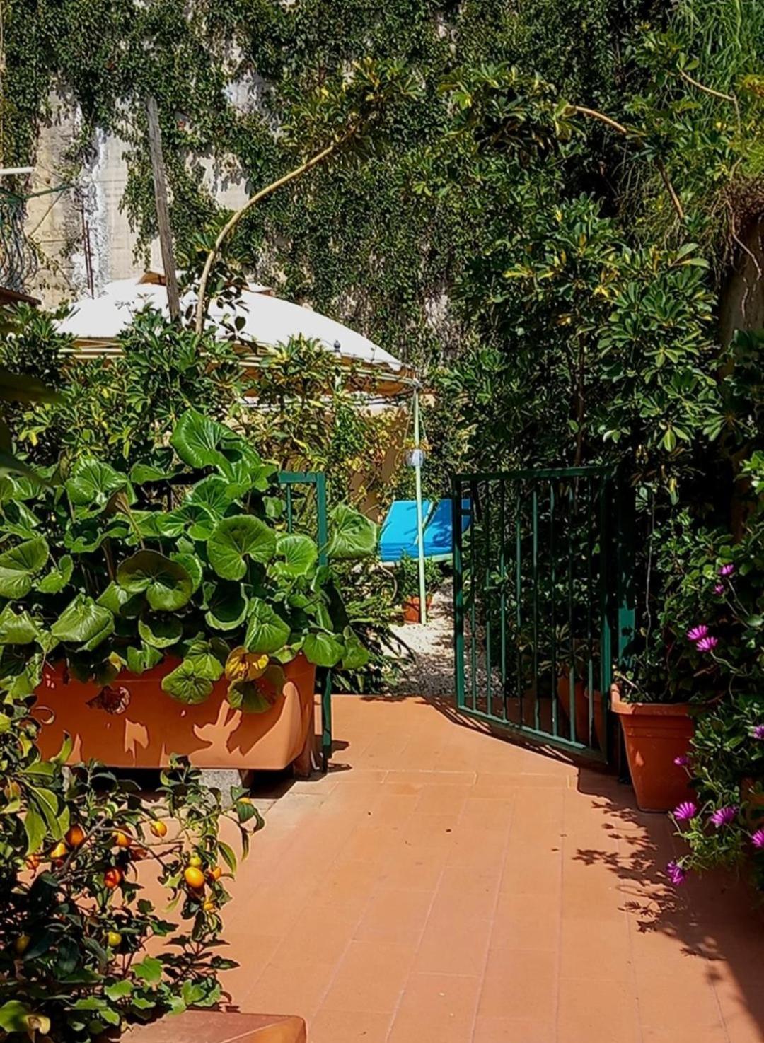 Bed And Breakfast Rosangela Таорміна Екстер'єр фото