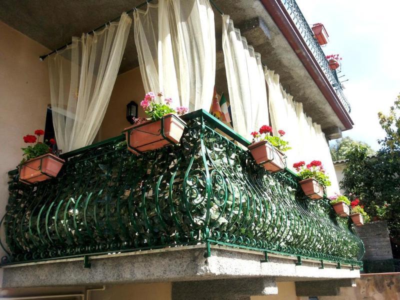 Bed And Breakfast Rosangela Таорміна Екстер'єр фото