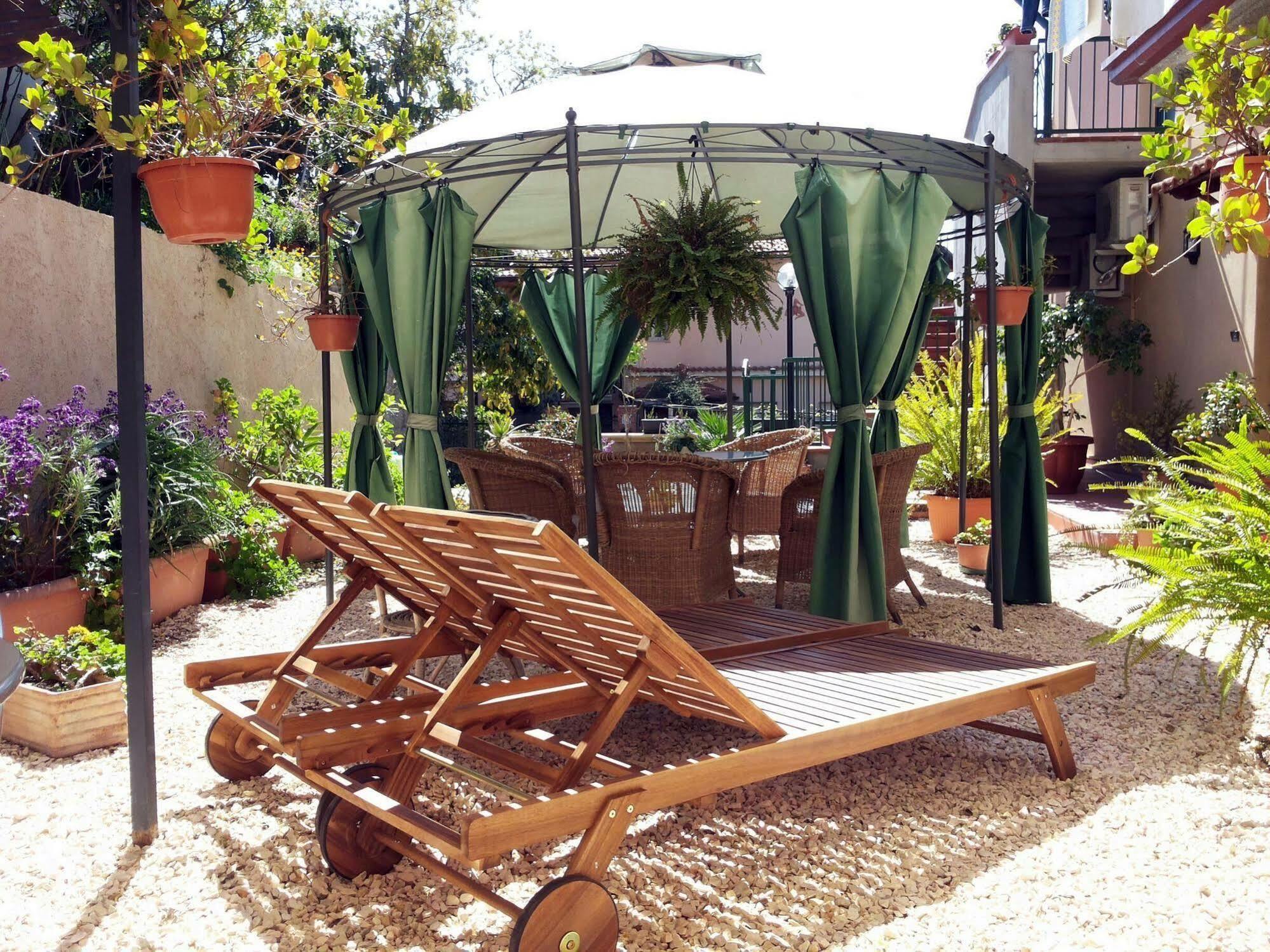Bed And Breakfast Rosangela Таорміна Екстер'єр фото